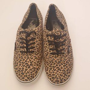 VANS leopard print unisex sneakers M 6 W 7.5